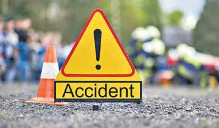 Katni Rithi accident चार पहिया ने ऑटो को मारी टक्कर, एक की मौत, तीन घायल