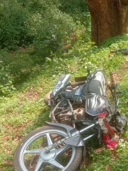 Katni accident news विश्रामबाबा के पास कार की टक्कर से युवक की मौत