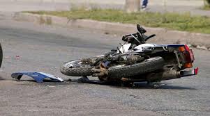 Kani badwara sadak accident दो मोटर साइकिल टकराईं, एक की मौत एक घायल